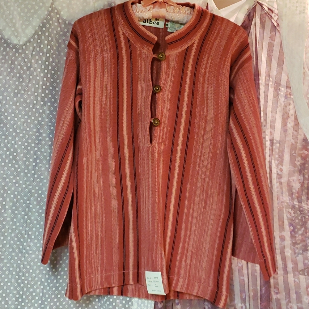 Albee medium sweater. 1980s